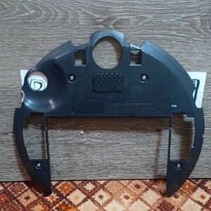 iRobot Roomba 650 Bottom Battery Cover Plate